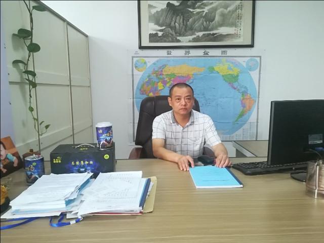 58e6f0cdaca67d7d326ef1fb